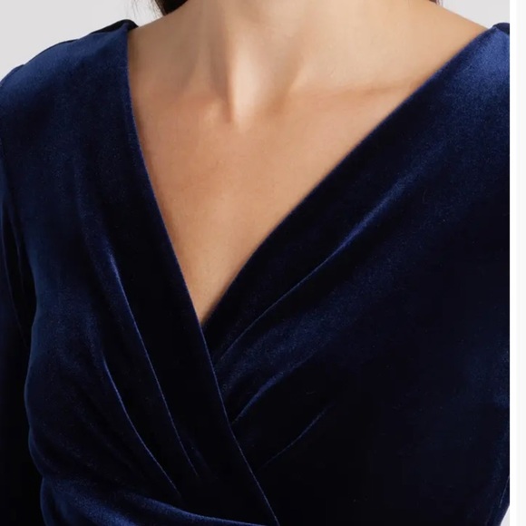 Ellen Tracy Women Velvet  Blue and Navy Dress Size S - Picture 2 of 10
